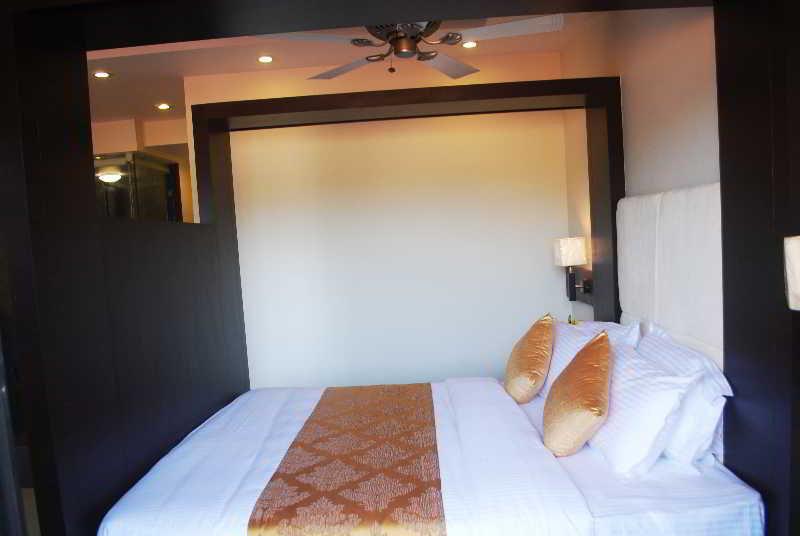 Resort De Crossroads Calangute Extérieur photo