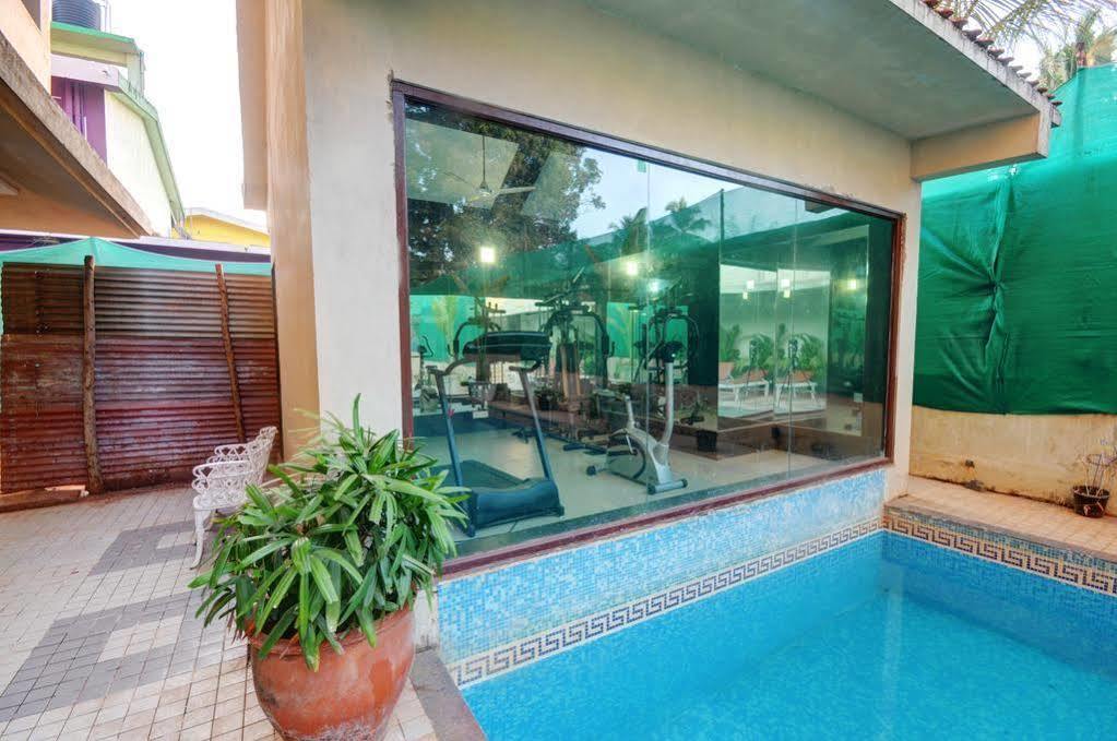 Resort De Crossroads Calangute Extérieur photo